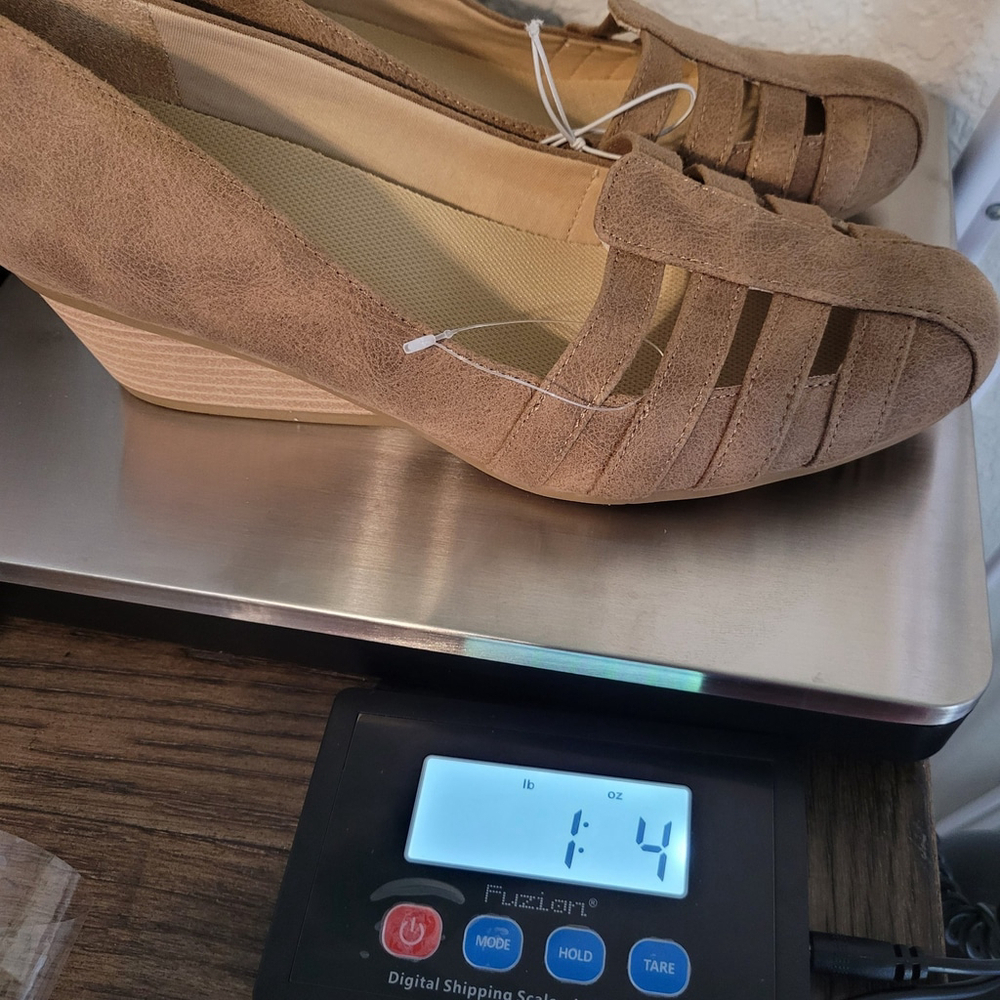 NWOT Dr. Scholl's Be Free Fisherman Wedge Pump Tan Color Size 9M - Picture 10 of 10